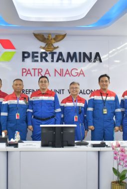 Wadirut Pertamina Kunjungi Pertamina Patra Niaga Kilang Balongan,Gaungkan Semangat ‘One Pertamina’ di Indramayu