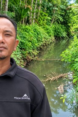 Isu Limbah Dibantah Fakta: Parit di Sekitar CV Koranda Food Terpantau Jernih, Warga Akui Dampak Positif